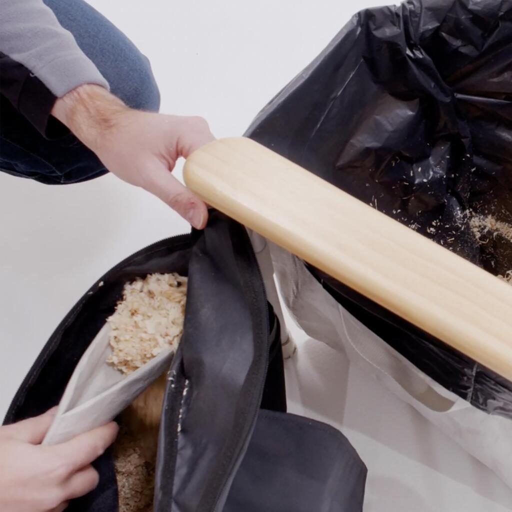 FOLDING DRY TOILETS FOR CAMPING